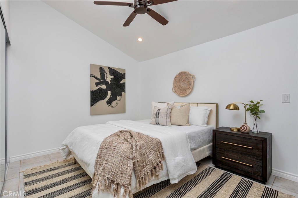 2102 Vista Entrada, Newport Beach, CA 92660 — MLS #NP26091602 — photo 17 of 32