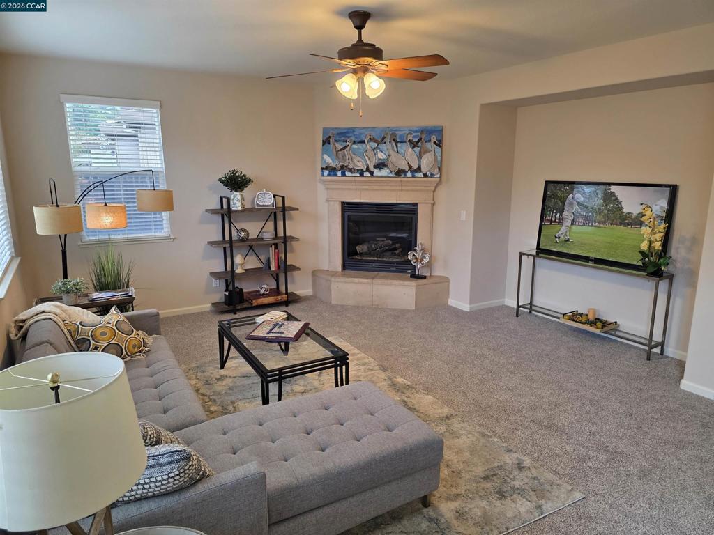 8625 Livingston Way, Discovery Bay, CA 94505-2669 — MLS #41128922 — photo 14 of 31