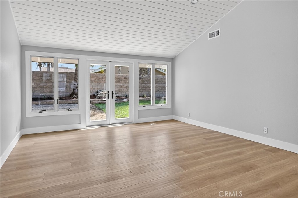 629 S Yorba, Orange, CA 92869 — MLS #OC26049237 — photo 7 of 27