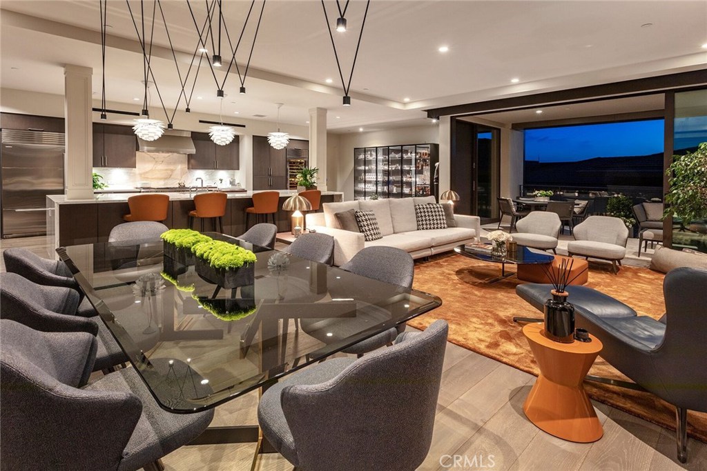 1447 Santa Barbara Drive, Newport Beach, CA 92660 — MLS #OC19105812 — photo 3 of 44