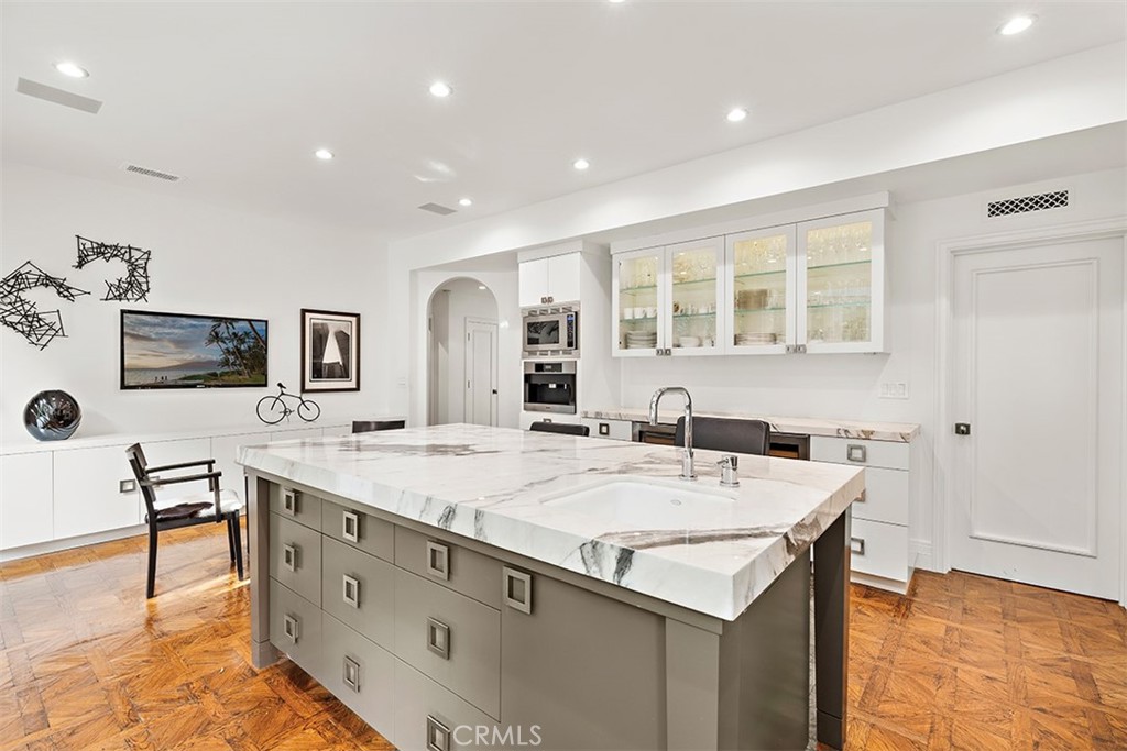 14 Rue Grand Ducal, Newport Beach, CA 92660 — MLS #NP26093740 — photo 14 of 63