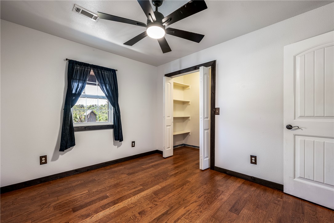 17874 Railroad Cut Road, Rogers, AR 72756 — MLS #1346916 — photo 17 of 59