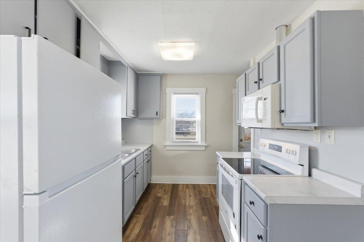 1528 Avenue B, Council Bluffs, IA 51501 — MLS #26-236 — photo 10 of 22