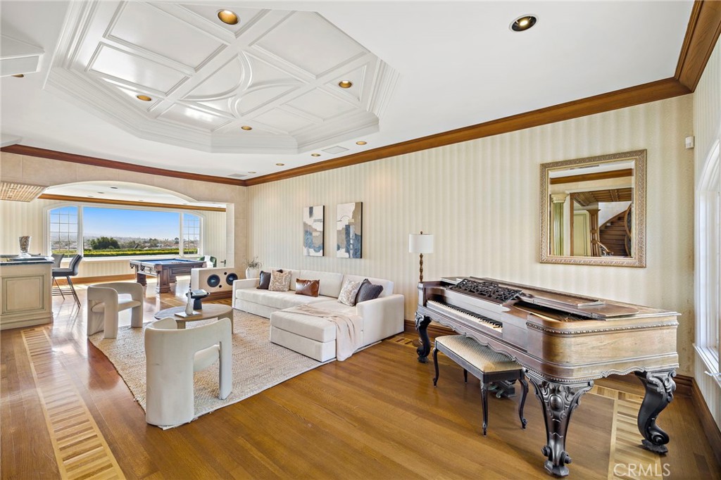 108 Kings Place, Newport Beach, CA 92663 — MLS #NP26167427 — photo 13 of 60