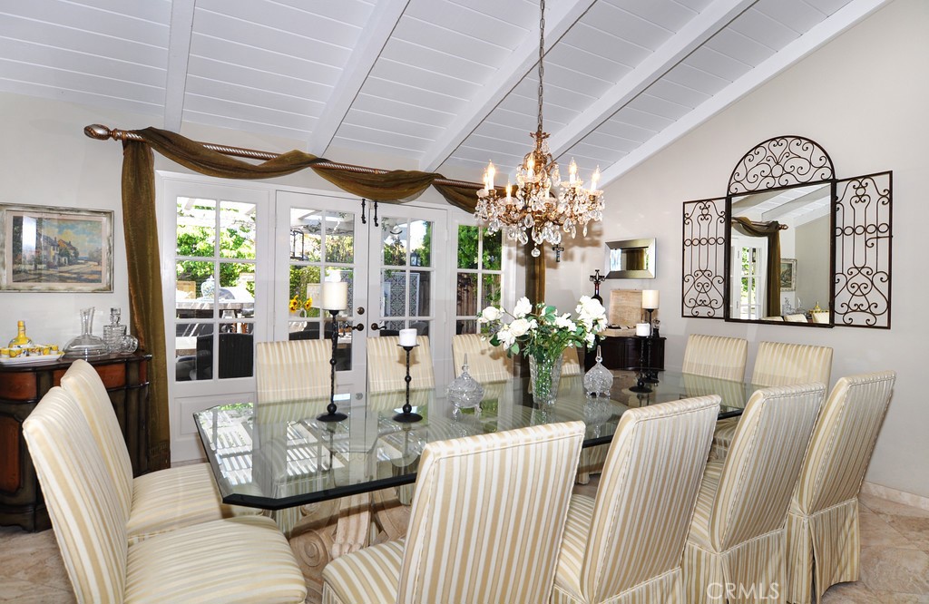 6 Twin Lakes Circle Circle, Corona Del Mar, CA 92625 — MLS #OC21074492 — photo 7 of 58
