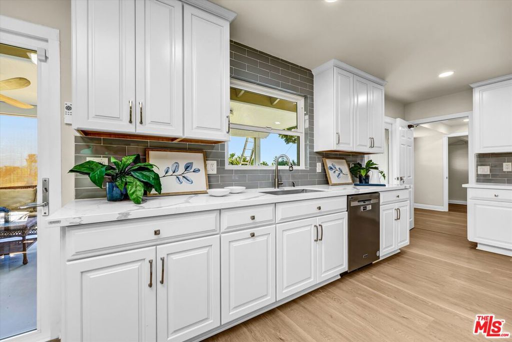240 Olinda Avenue, La Habra, CA 90631 — MLS #26830833 — photo 7 of 30