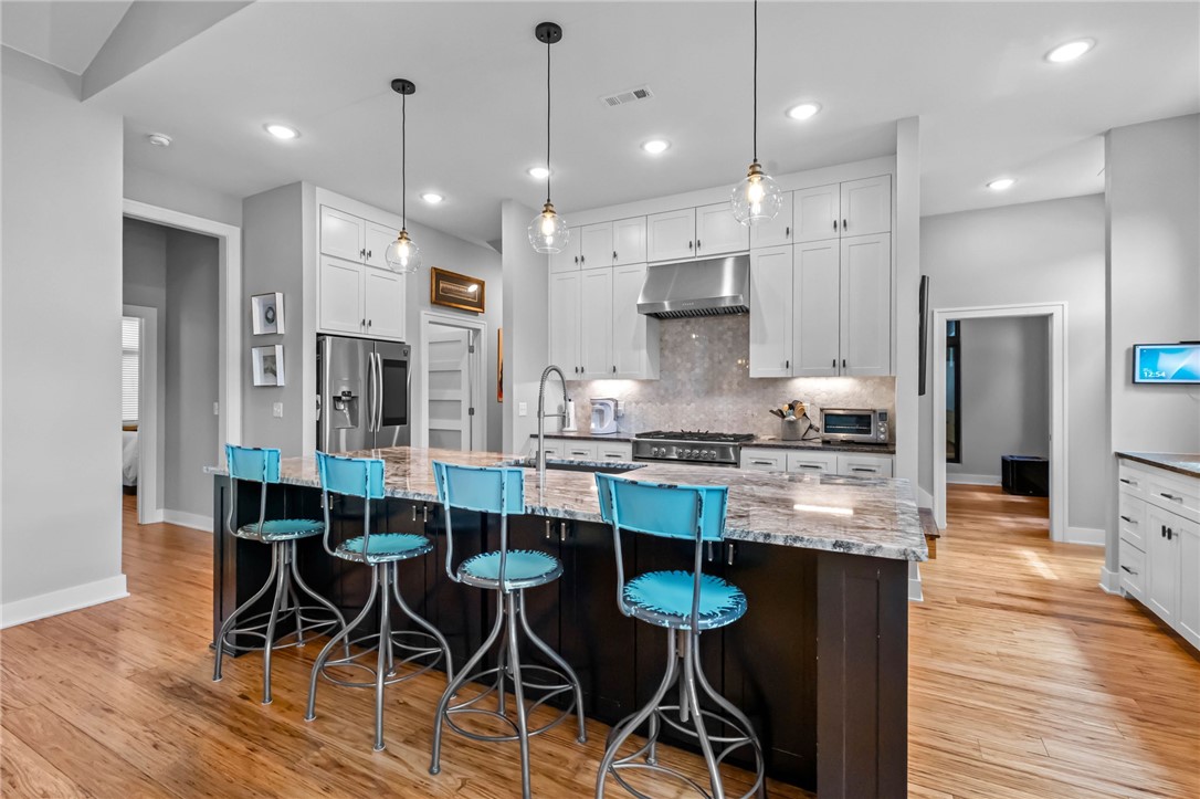 715 NW 8th Street, Bentonville, AR 72712 — MLS #1344505 — photo 14 of 46