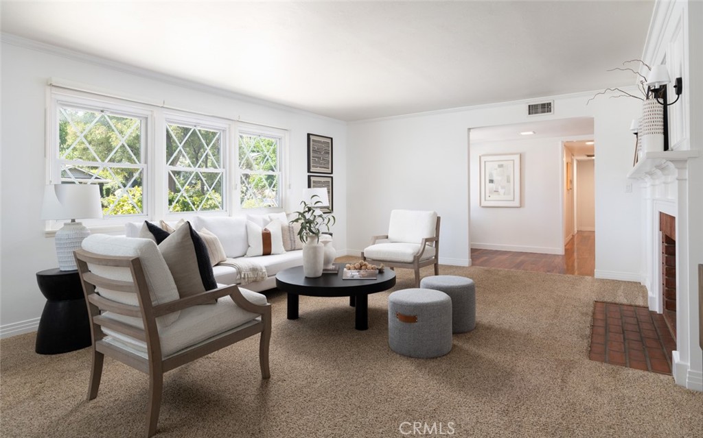 19122 Barrett Lane, North Tustin, CA 92705 — MLS #OC26177415 — photo 8 of 46