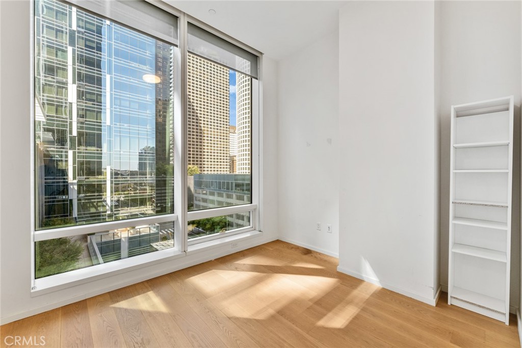 877 Francisco St Unit 805, Los Angeles, CA 90017 — MLS #TR26102986 — photo 13 of 43
