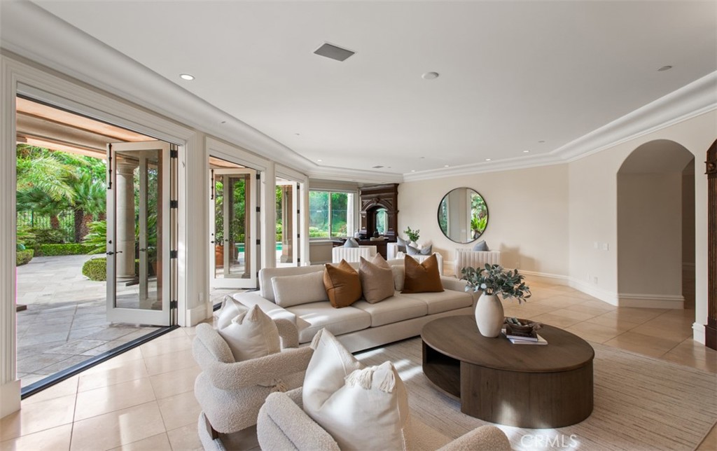 11 Shoreview, Newport Coast, CA 92657 — MLS #OC25265825 — photo 24 of 71