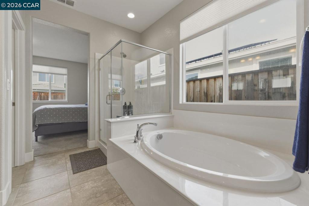9261 Shearwater Cir, Discovery Bay, CA 94505 — MLS #41132843 — photo 26 of 45