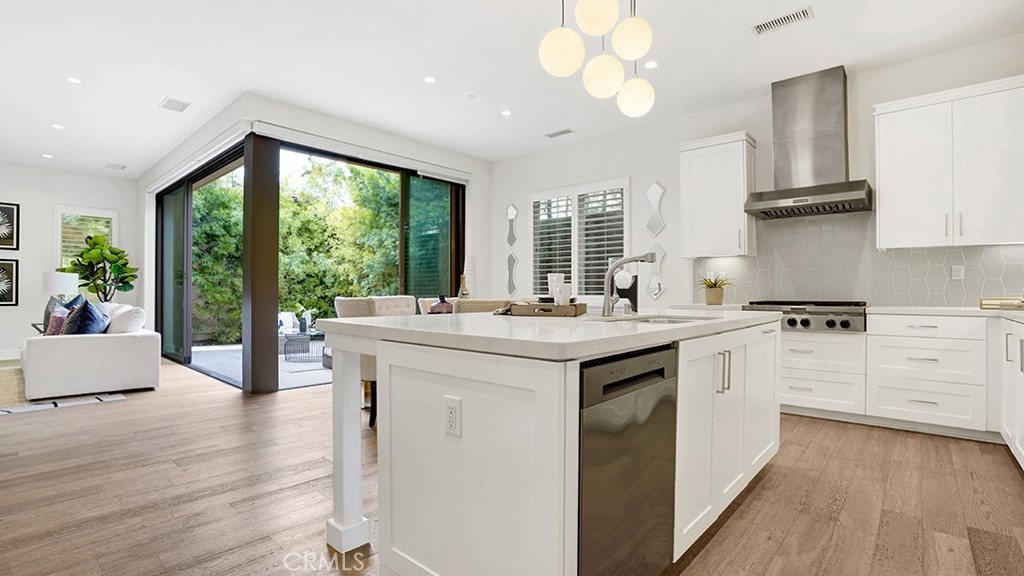 163 Linda Vista, Irvine, CA 92618 — MLS #OC26043745 — photo 14 of 45