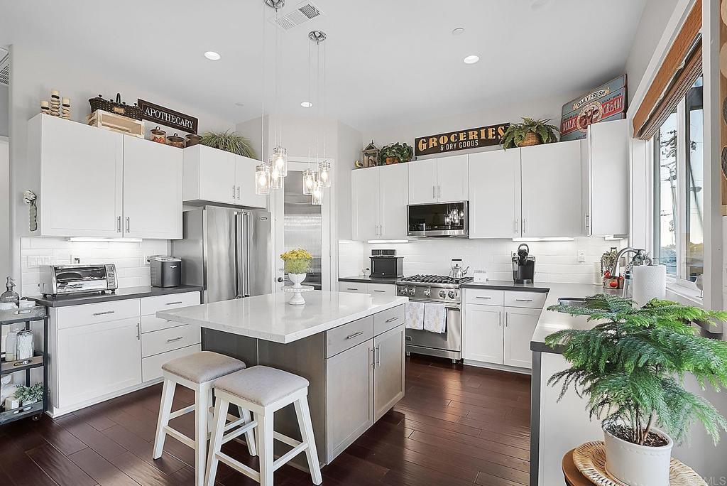 1019 Cherry Avenue, Imperial Beach, CA 91932 — MLS #PTP2603808 — photo 8 of 38