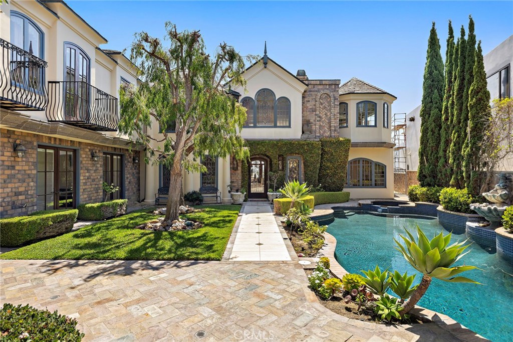 108 Kings Place, Newport Beach, CA 92663 — MLS #NP26167427 — photo 5 of 60