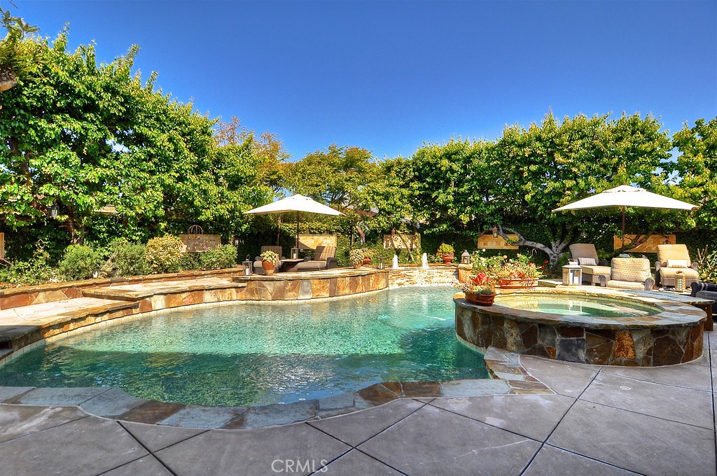 6 Twin Lakes Circle Circle, Corona Del Mar, CA 92625 — MLS #OC21074492 — photo 24 of 58