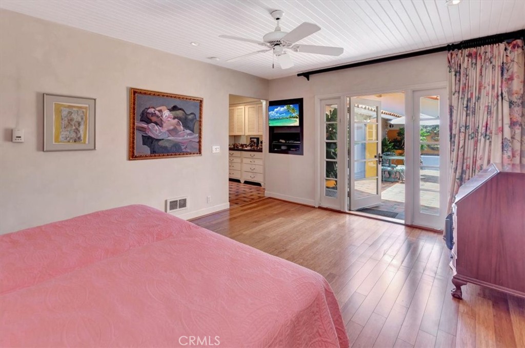 537 Vista Grande, Newport Beach, CA 92660 — MLS #NP26137040 — photo 23 of 39