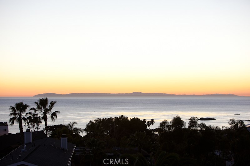 464 Bent Street Unit B, Laguna Beach, CA 92651 — MLS #LG26042035 — Main listing photo