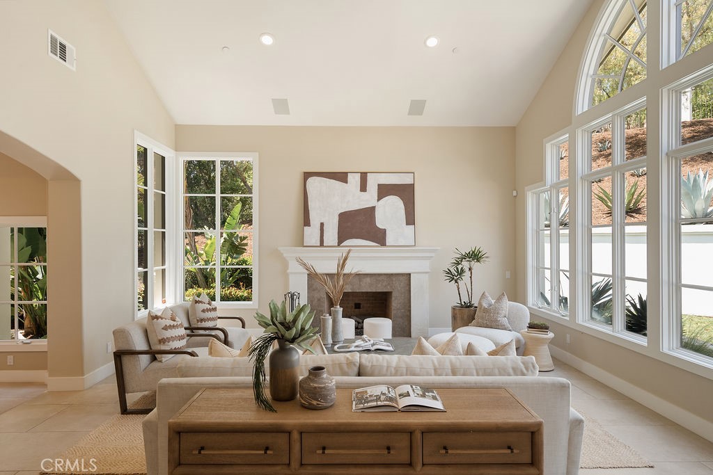 1805 Holly Tree Lane, North Tustin, CA 92705 — MLS #OC26097313 — photo 6 of 72