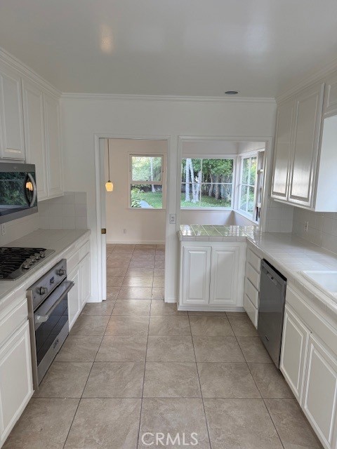 65 Beacon Bay, Newport Beach, CA 92660 — MLS #NP26013209 — photo 12 of 15