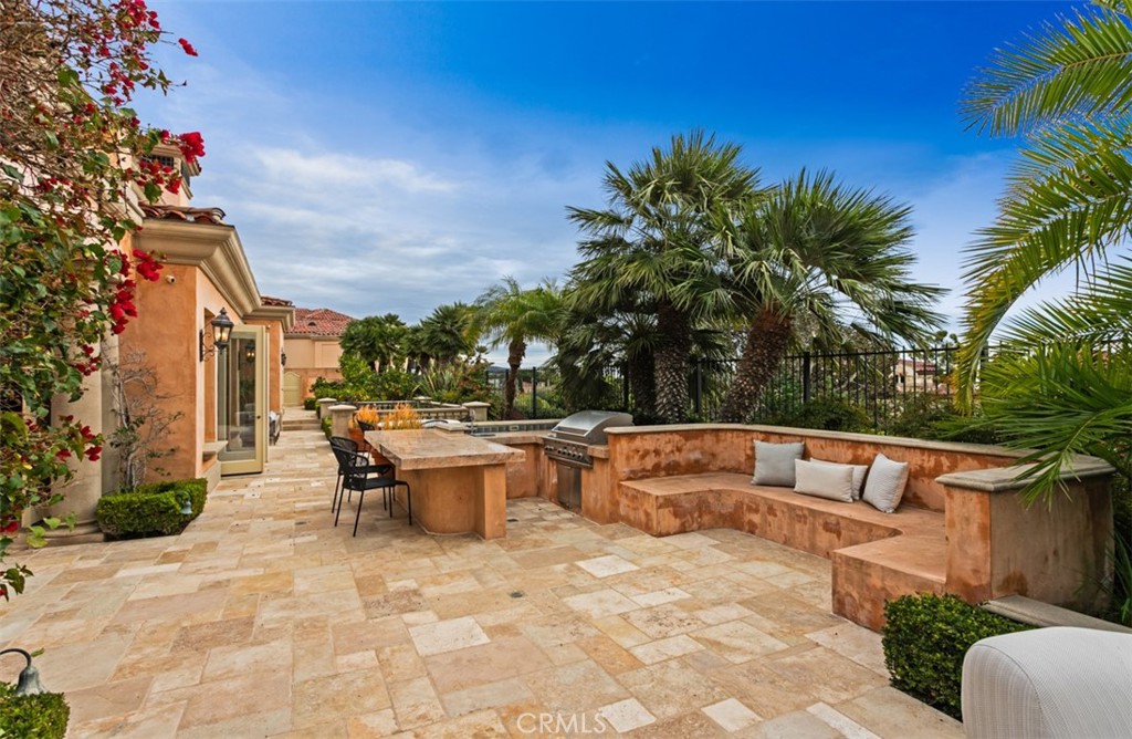 11 Shoreview, Newport Coast, CA 92657 — MLS #OC25265825 — photo 29 of 71