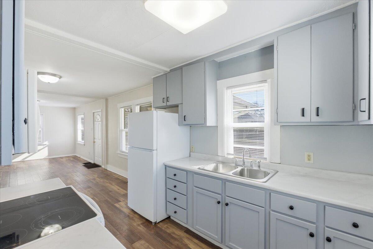 1528 Avenue B, Council Bluffs, IA 51501 — MLS #26-236 — photo 11 of 22