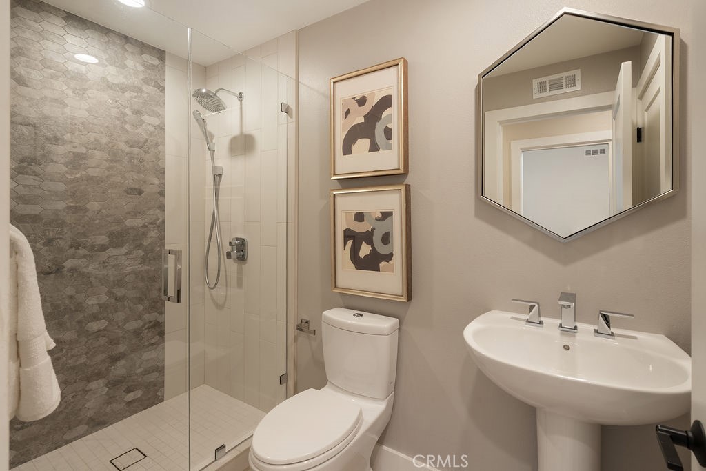 1805 Holly Tree Lane, North Tustin, CA 92705 — MLS #OC26097313 — photo 32 of 72