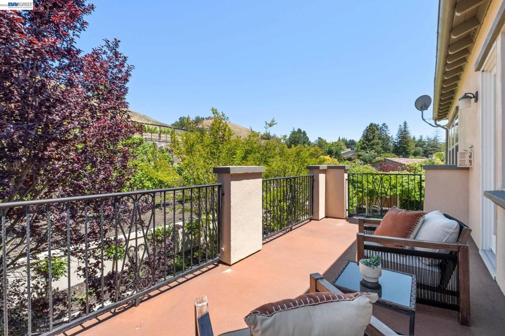 387 Golden Grass Dr, Alamo, CA 94507 — MLS #41135064 — photo 38 of 71