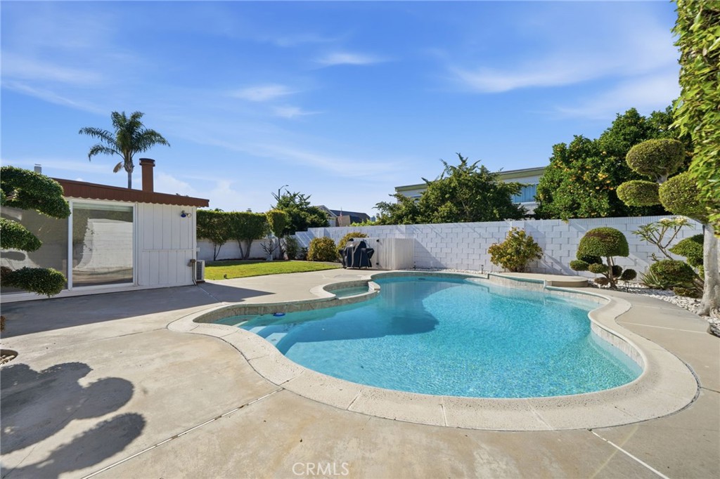 4261 Livermore Place, Cypress, CA 90630 — MLS #PW26104376 — photo 16 of 22