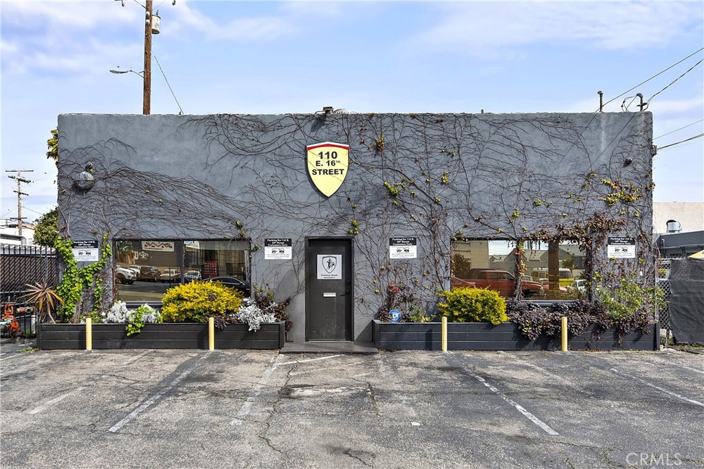 116 E 16th Street, Costa Mesa, CA 92627 — MLS #OC24093070 — Main listing photo