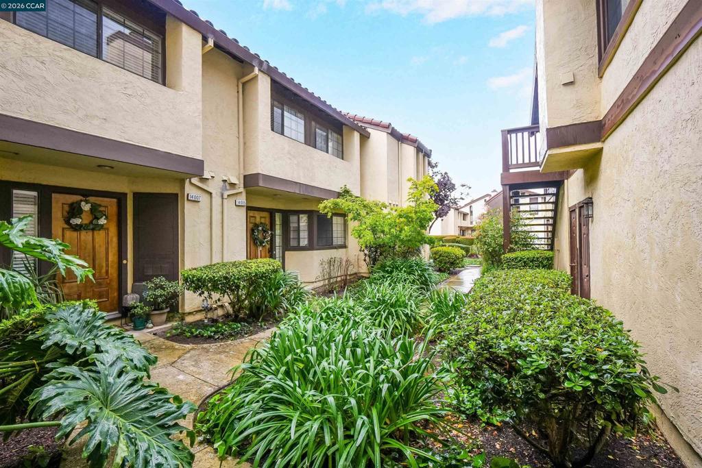 14009 Seagate Dr, San Leandro, CA 94577 — MLS #41133120 — photo 3 of 27