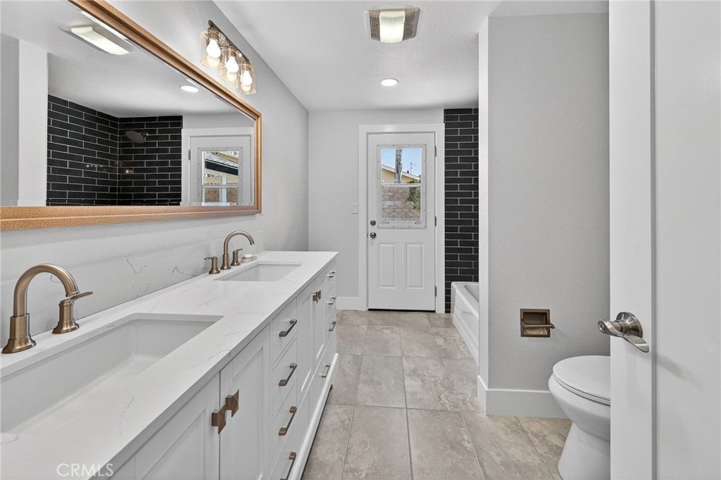629 S Yorba, Orange, CA 92869 — MLS #OC26049237 — photo 18 of 27