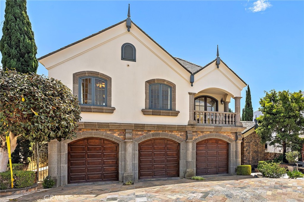 108 Kings Place, Newport Beach, CA 92663 — MLS #NP26167427 — Main listing photo