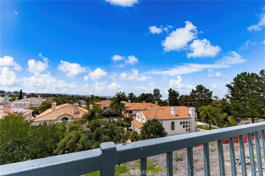 51 La Perla, Lake Forest, CA 92610 — MLS #IG26096357 — photo 3 of 44