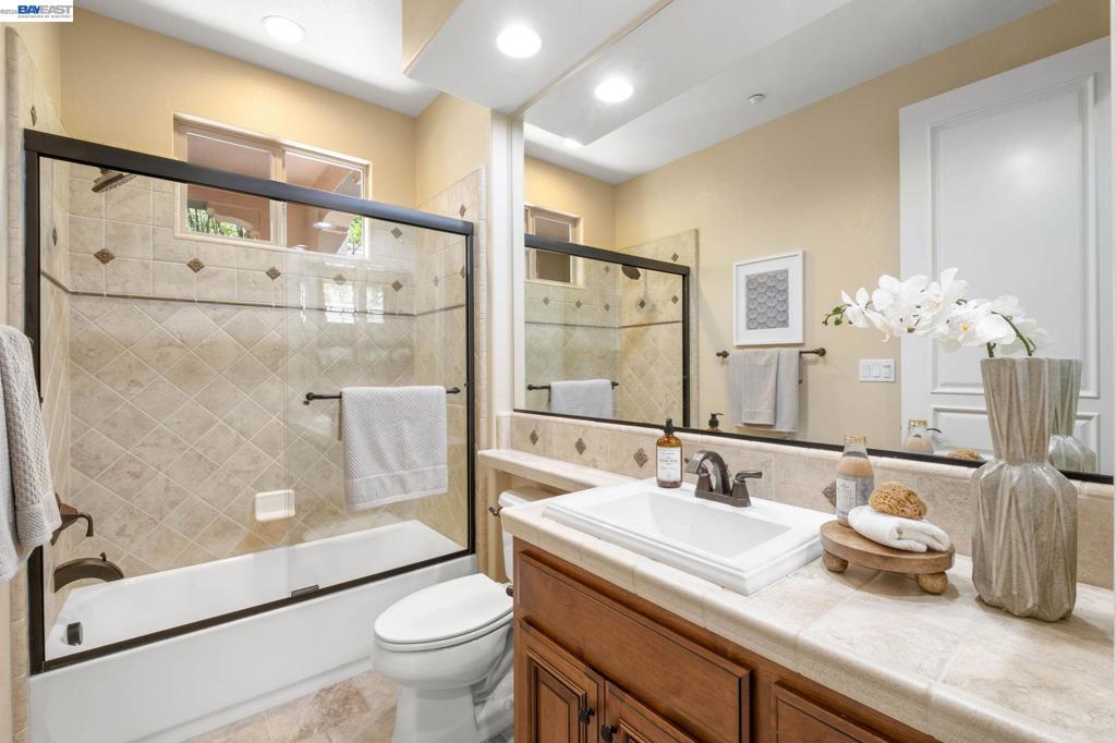 387 Golden Grass Dr, Alamo, CA 94507 — MLS #41135064 — photo 28 of 71