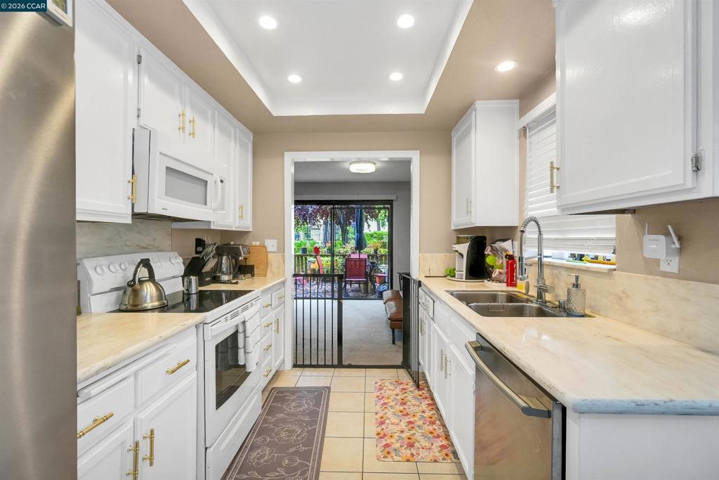 14009 Seagate Dr, San Leandro, CA 94577 — MLS #41133120 — photo 11 of 27
