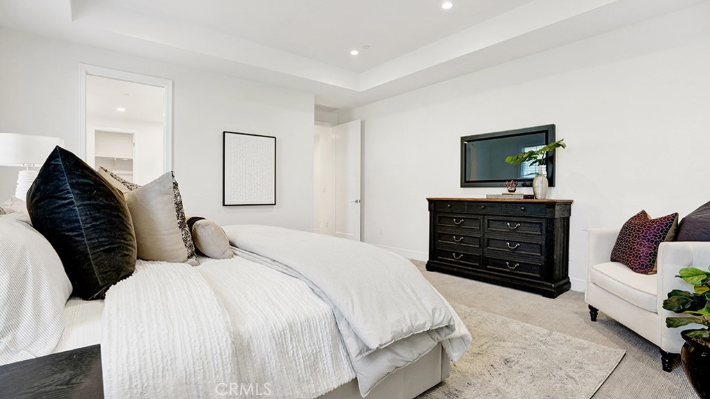 163 Linda Vista, Irvine, CA 92618 — MLS #OC26043745 — photo 19 of 45