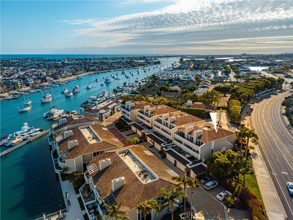 994 Bayside Cove, Newport Beach, CA 92660 — MLS #LG26116790 — photo 3 of 40