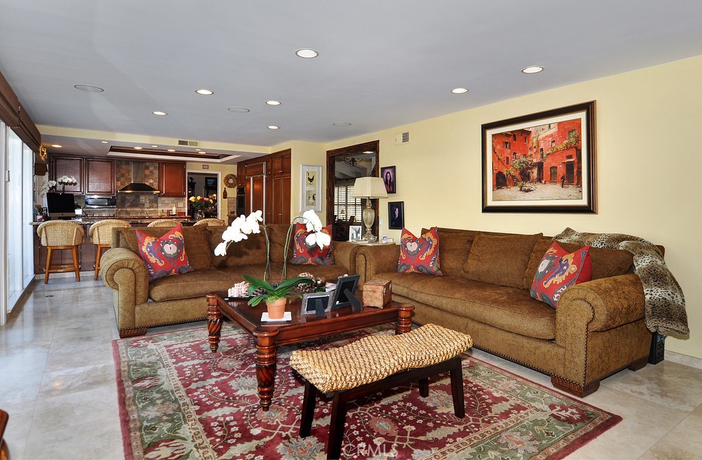 6 Twin Lakes Circle Circle, Corona Del Mar, CA 92625 — MLS #OC21074492 — photo 38 of 58