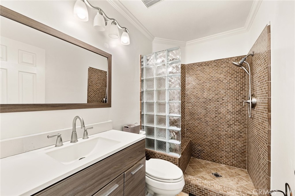 51 La Perla, Lake Forest, CA 92610 — MLS #IG26096357 — photo 29 of 44