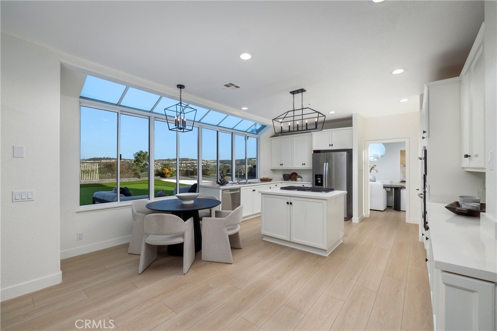 2000 Corte Cardelina, San Clemente, CA 92673 — MLS #OC25272036 — photo 9 of 38