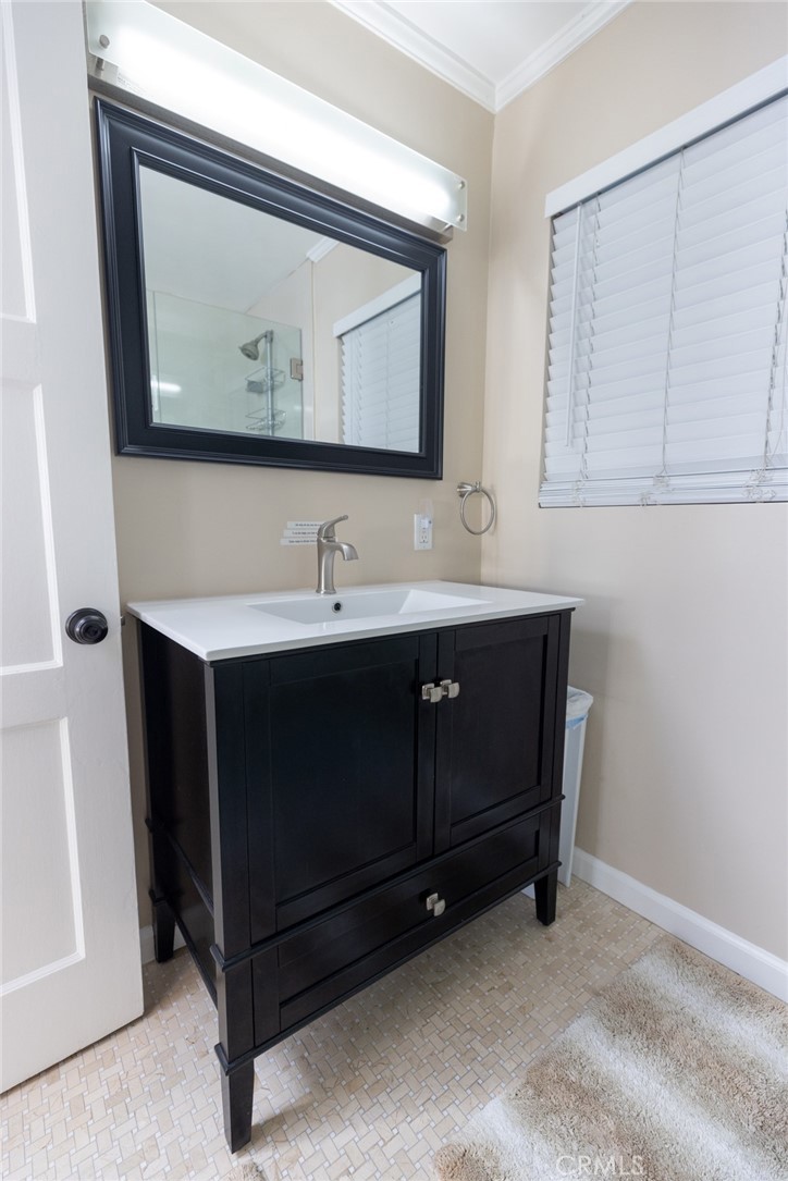 464 Bent Street Unit B, Laguna Beach, CA 92651 — MLS #LG26042035 — photo 15 of 37
