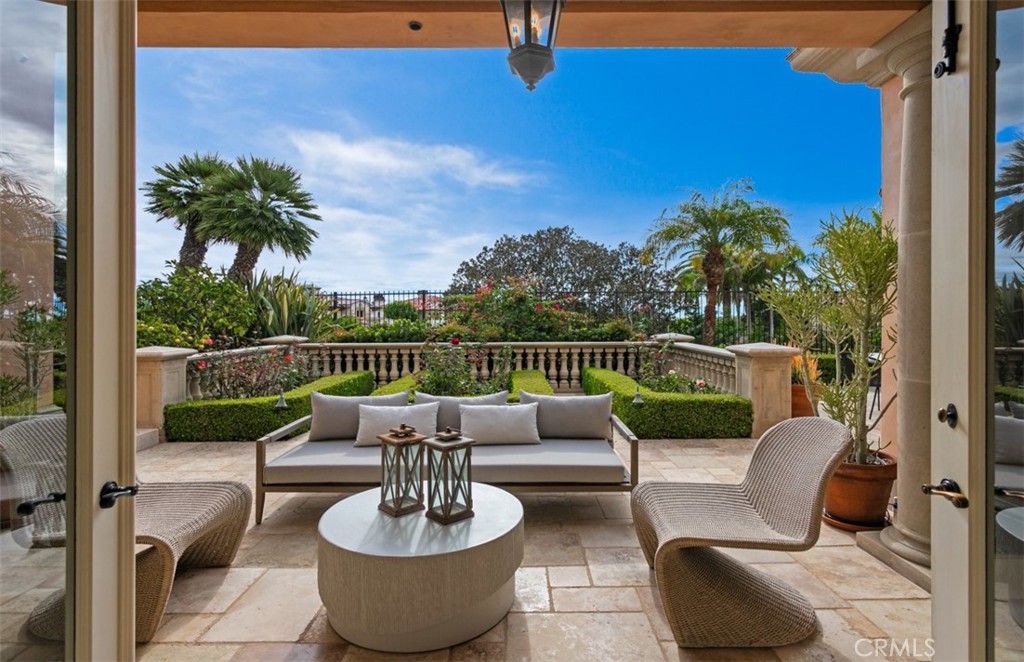 11 Shoreview, Newport Coast, CA 92657 — MLS #OC25265825 — photo 36 of 71