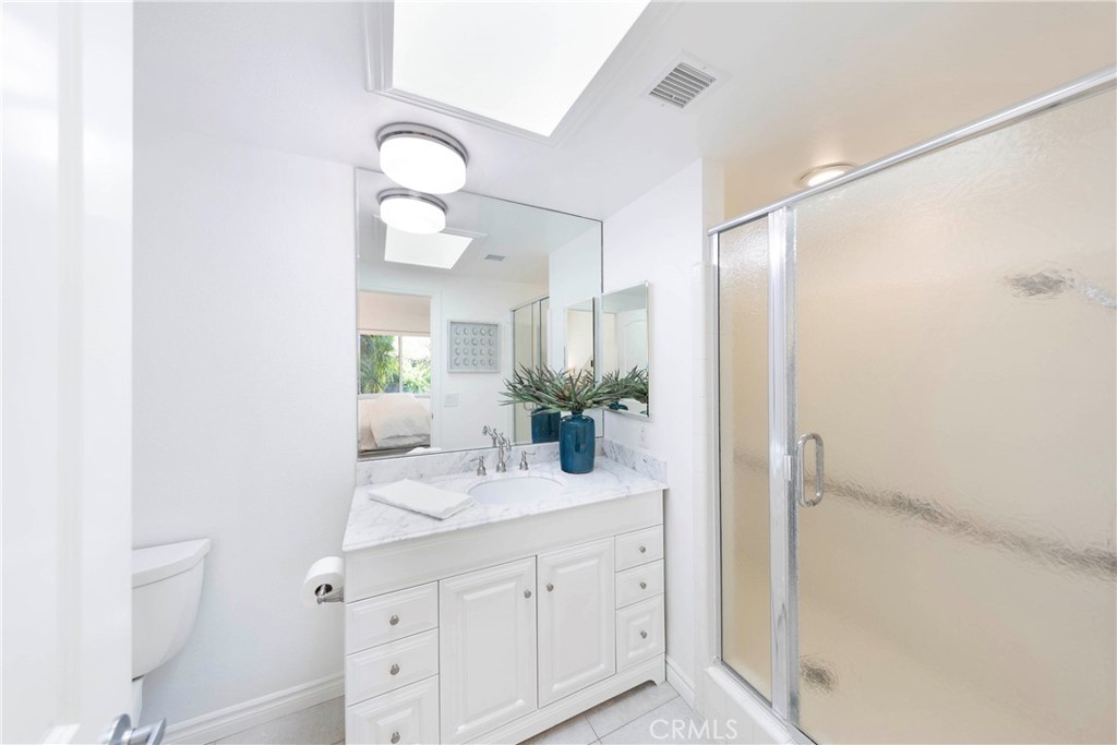 2102 Vista Entrada, Newport Beach, CA 92660 — MLS #NP26091602 — photo 15 of 32