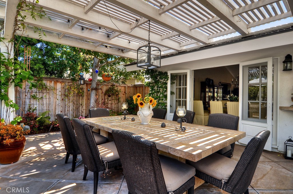 6 Twin Lakes Circle Circle, Corona Del Mar, CA 92625 — MLS #OC21074492 — photo 31 of 58