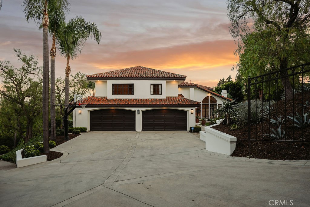 1805 Holly Tree Lane, North Tustin, CA 92705 — MLS #OC26097313 — photo 3 of 72