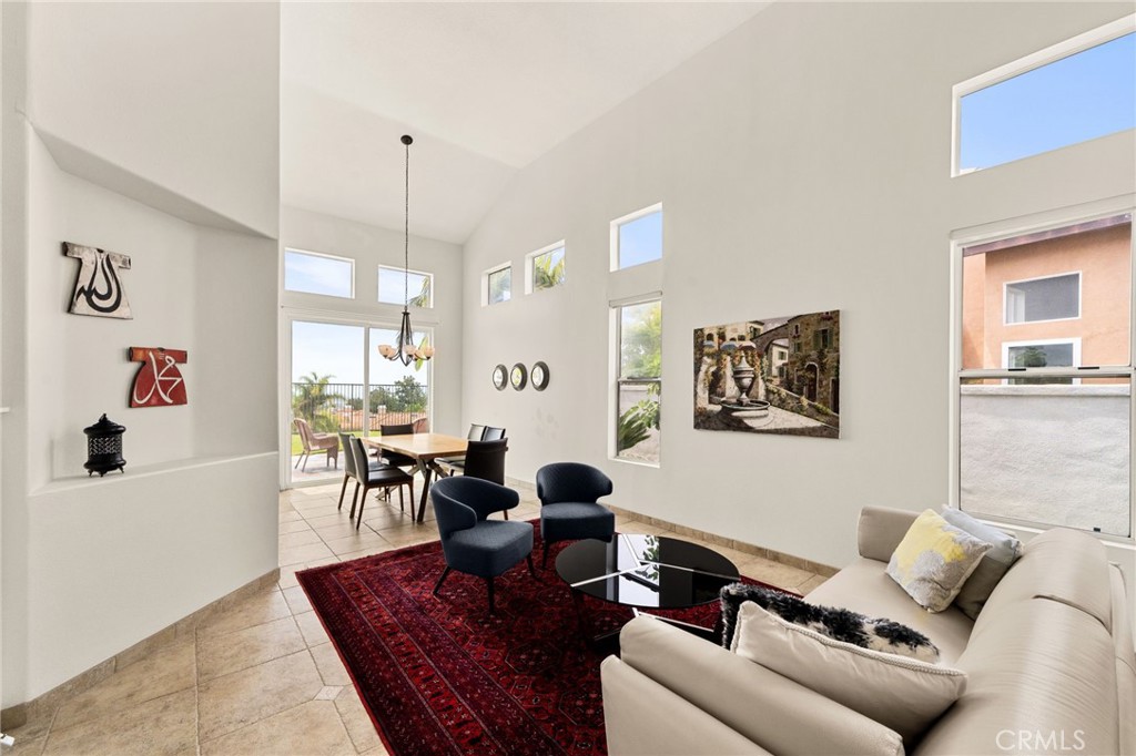 51 La Perla, Lake Forest, CA 92610 — MLS #IG26096357 — photo 4 of 44