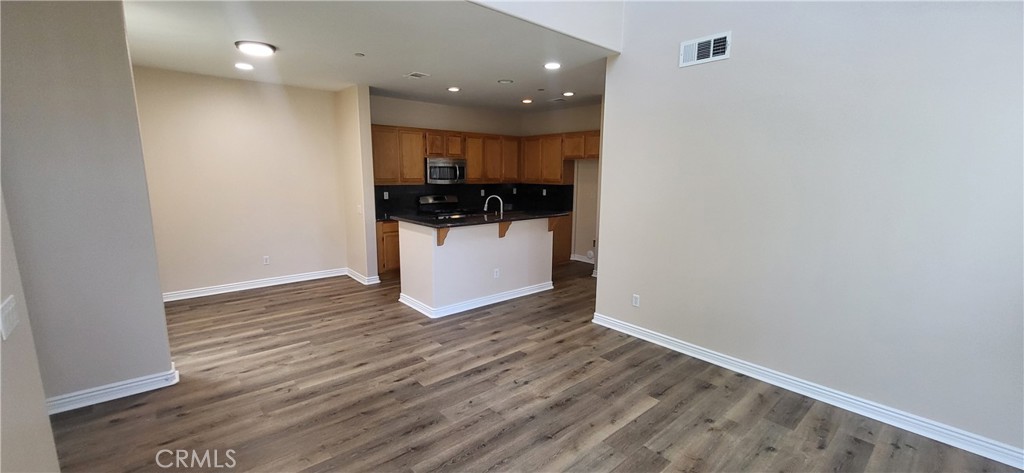 1925 E Harvard Privado Unit C, Ontario, CA 91764 — MLS #TR26101360 — photo 11 of 34