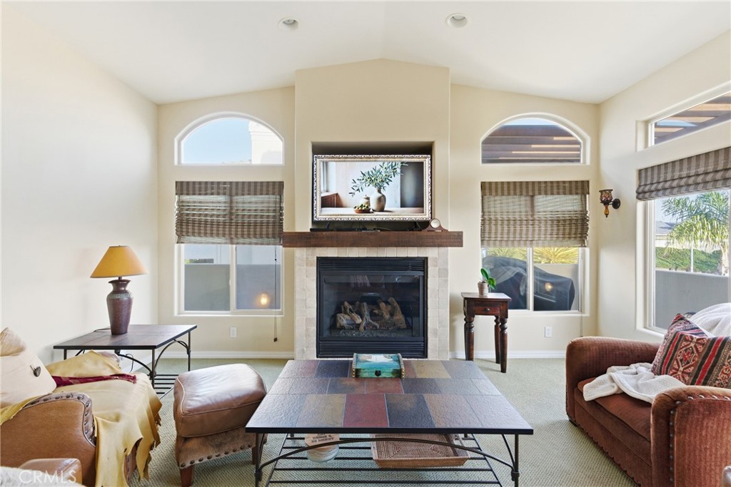 692 Shamrock, Pismo Beach, CA 93449 — MLS #PI26024986 — photo 15 of 75