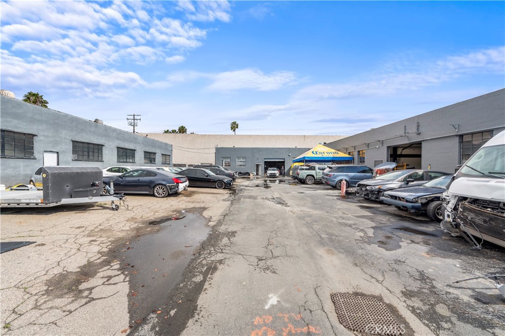 116 E 16th Street, Costa Mesa, CA 92627 — MLS #OC24093070 — photo 19 of 29