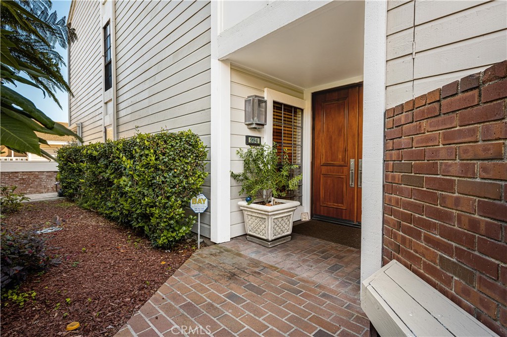 994 Bayside Cove, Newport Beach, CA 92660 — MLS #LG26116790 — photo 10 of 40